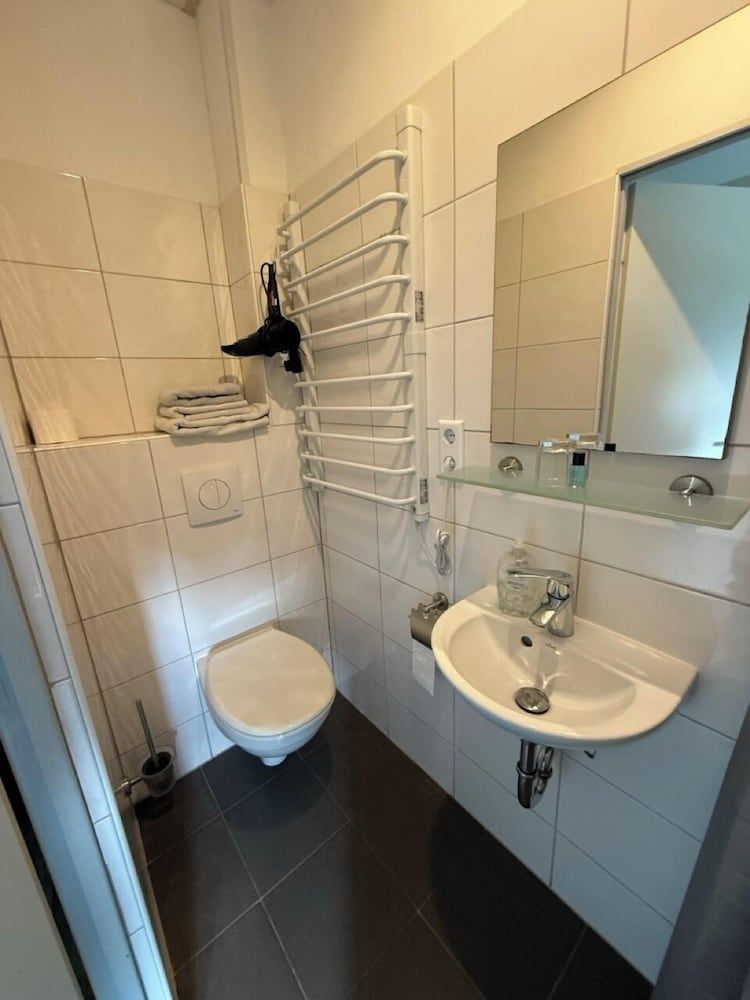 Budgethotel Stadtbett Wolfsburg Basic Single Room 8