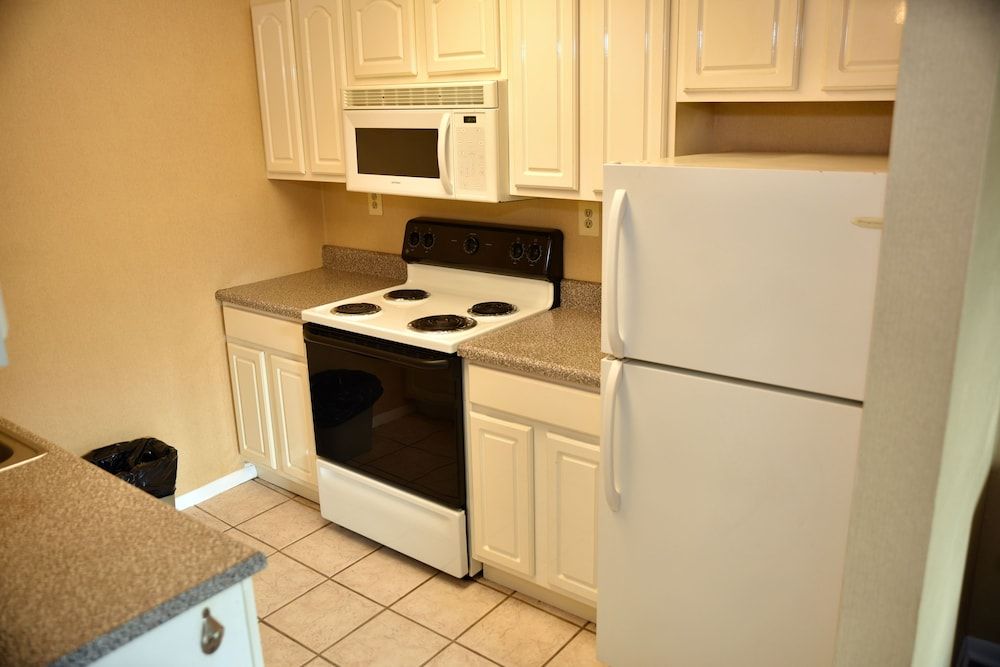 Swan Motel Studio Suite 3