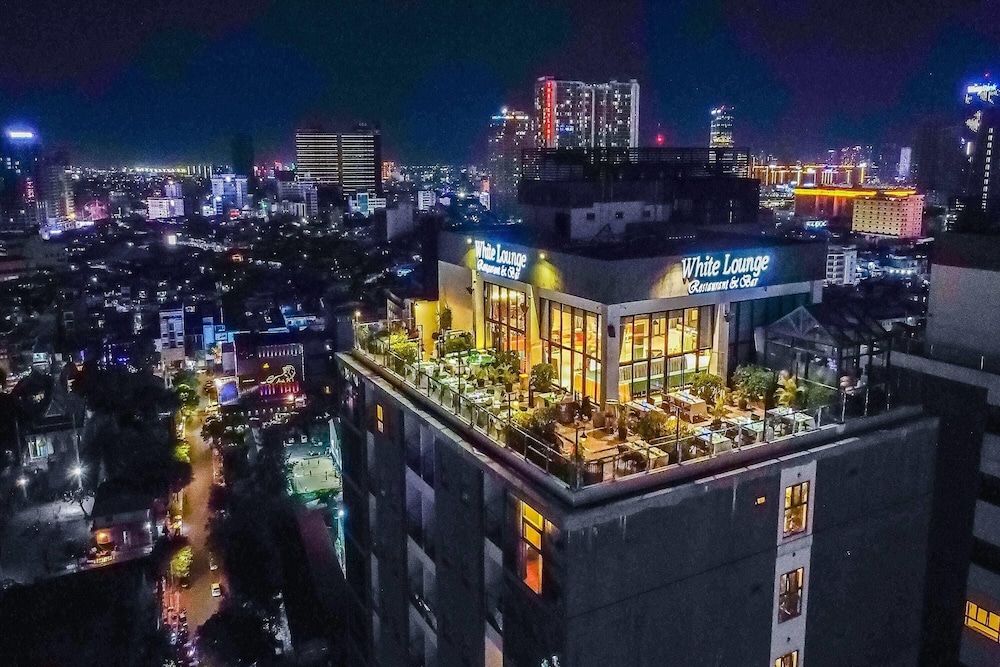 undefined Poulo Wai Hotel, Trademark Collection by Wyndham 7