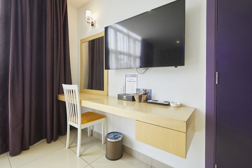 East Sun Hotel Sekinchan - Self Check In Suite 7