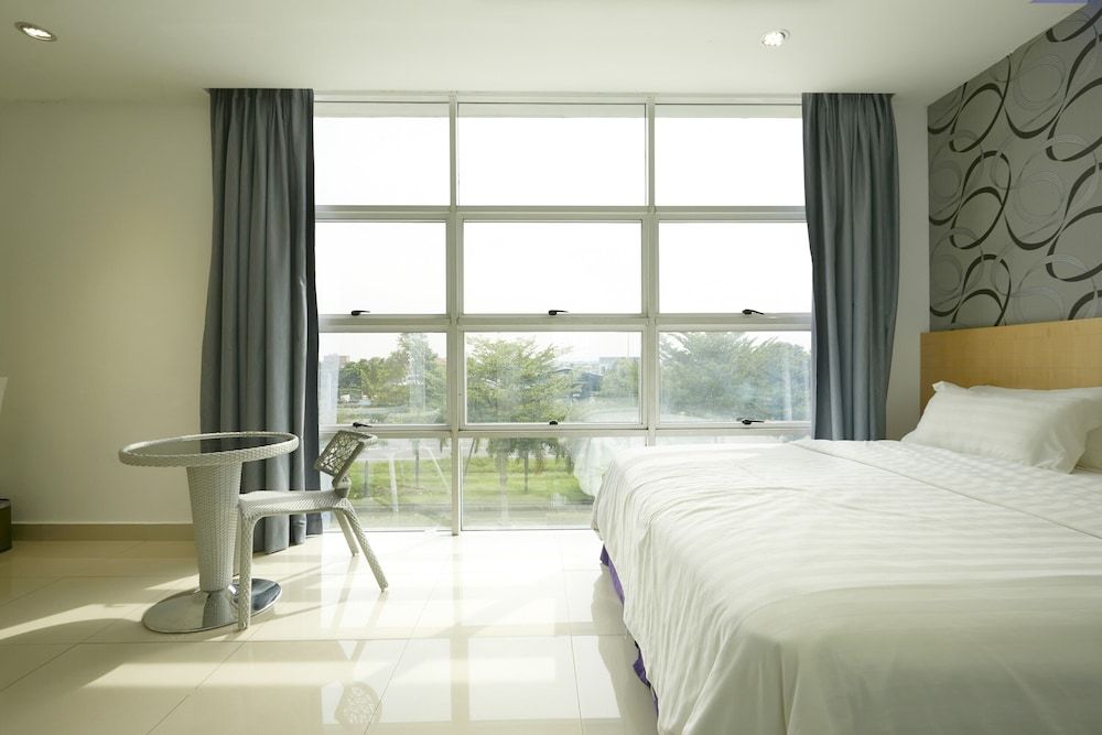 East Sun Hotel Sekinchan - Self Check In Deluxe Room 3