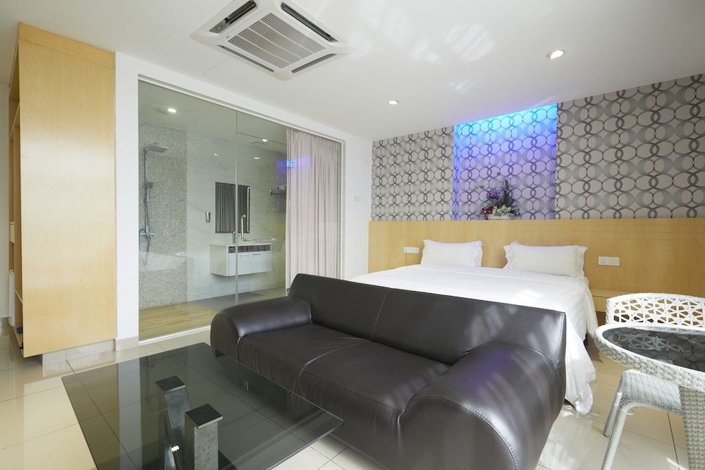 East Sun Hotel Sekinchan - Self Check In Suite 4