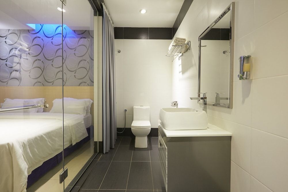 East Sun Hotel Sekinchan - Self Check In Deluxe Room 4