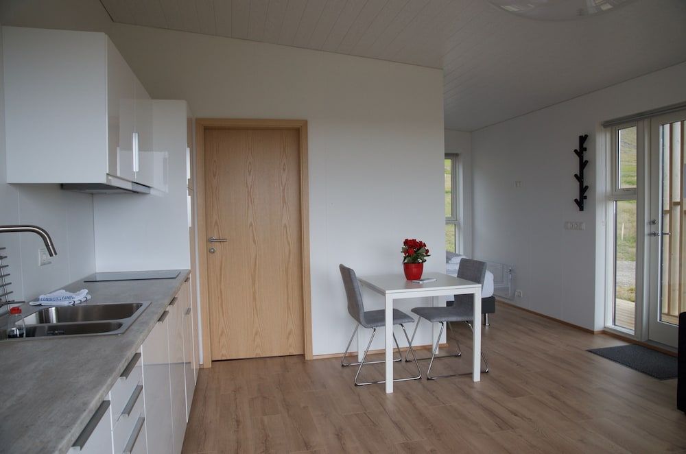 Krákhamar apartments Studio, Mountain View 6