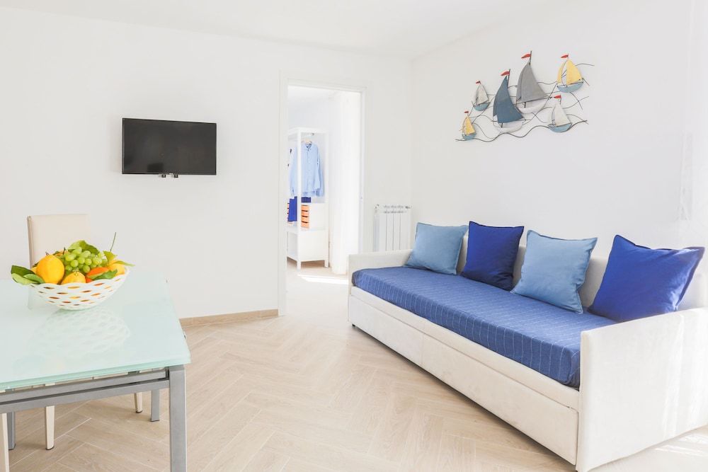 SeaView Sorrento Apartment by the sea with terrace Family Apartment 10