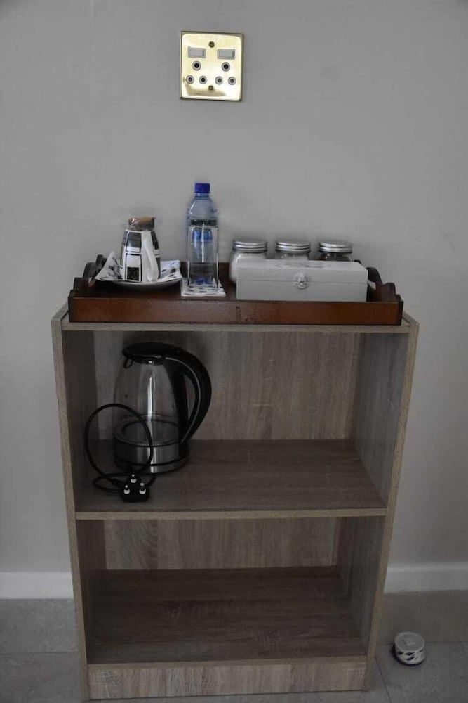 34onLincoln Guesthouse Deluxe Room 11