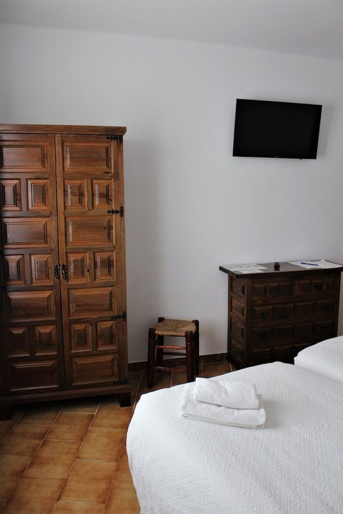 Pensión Sevillano Superior Double Room 4