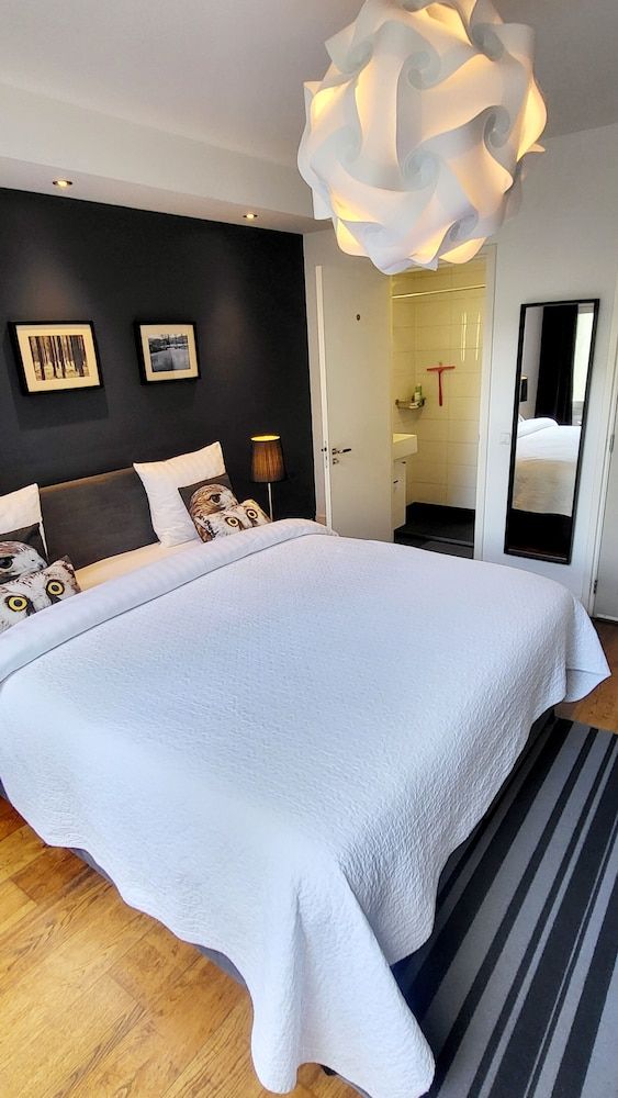 undefined Velvetamsterdam 7