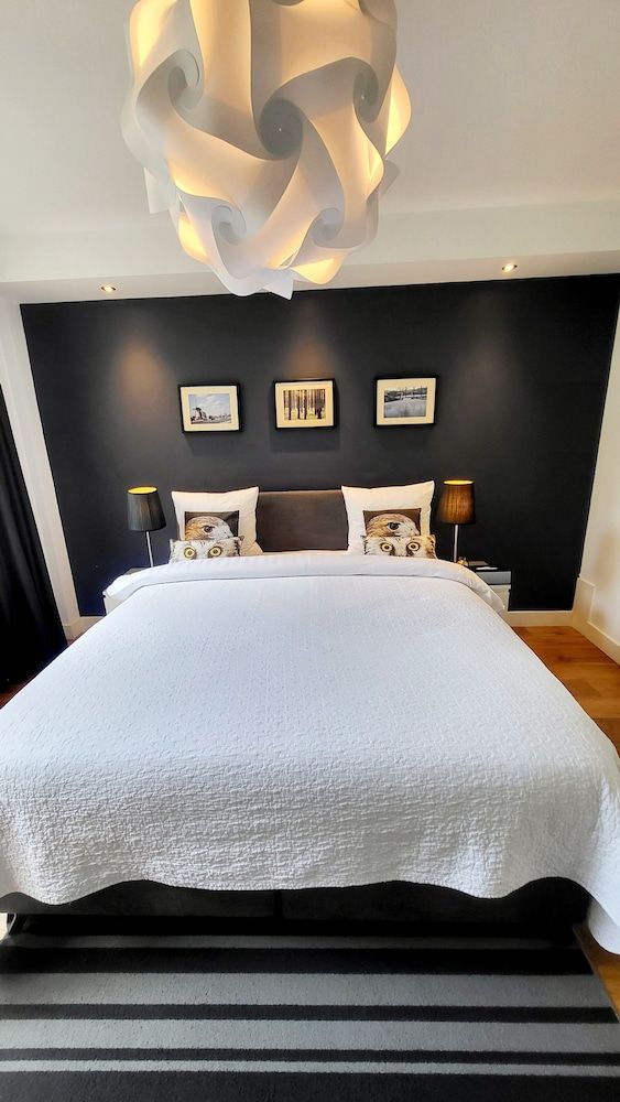 undefined Velvetamsterdam 5