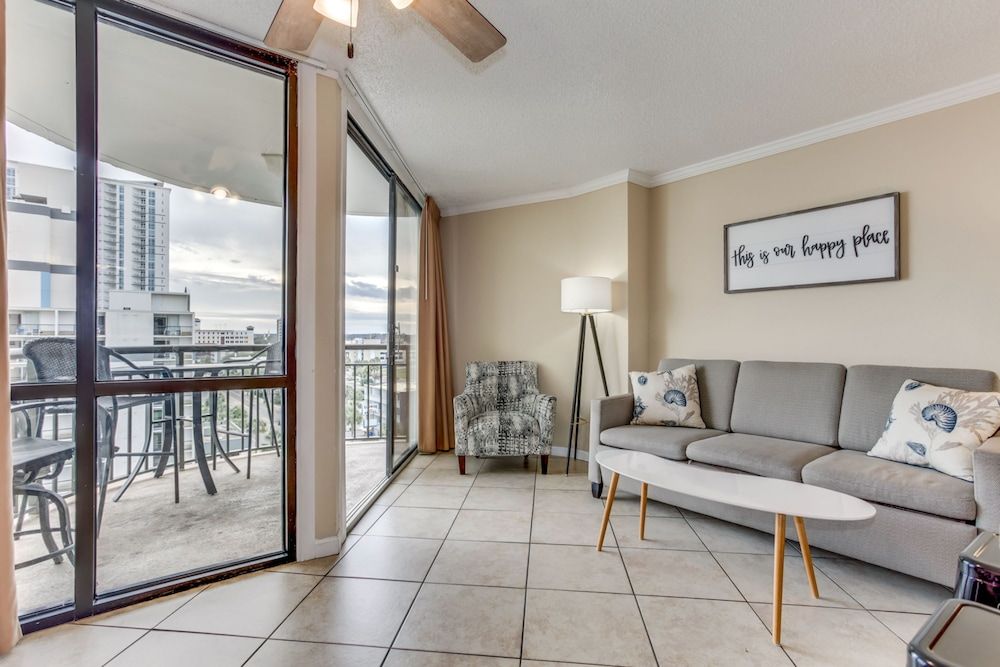 Hosteeva Oceanview Condos Signature Condo, 1 Bedroom, Balcony, Ocean View 3