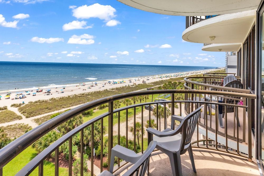 Hosteeva Oceanview Condos Premium Condo, 1 Bedroom, Balcony, Oceanfront 7