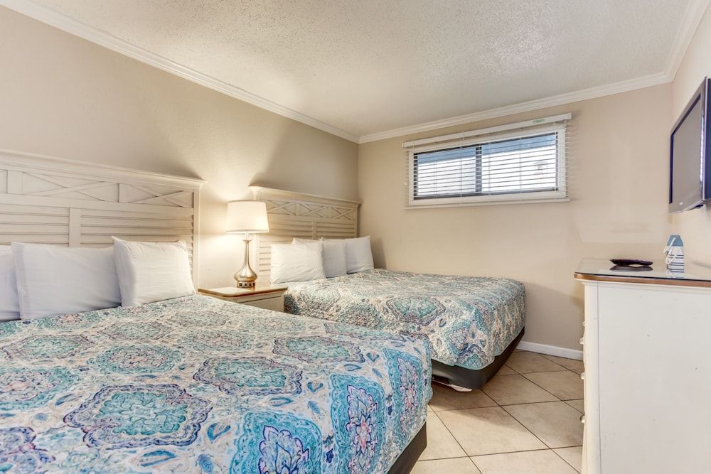 Hosteeva Oceanview Condos Signature Condo, 1 Bedroom, Balcony, Ocean View 2