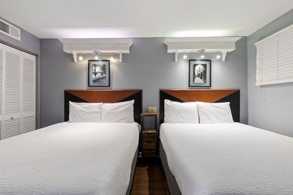 Hosteeva Oceanview Condos Premium Condo, 1 Bedroom, Balcony, Oceanfront 3