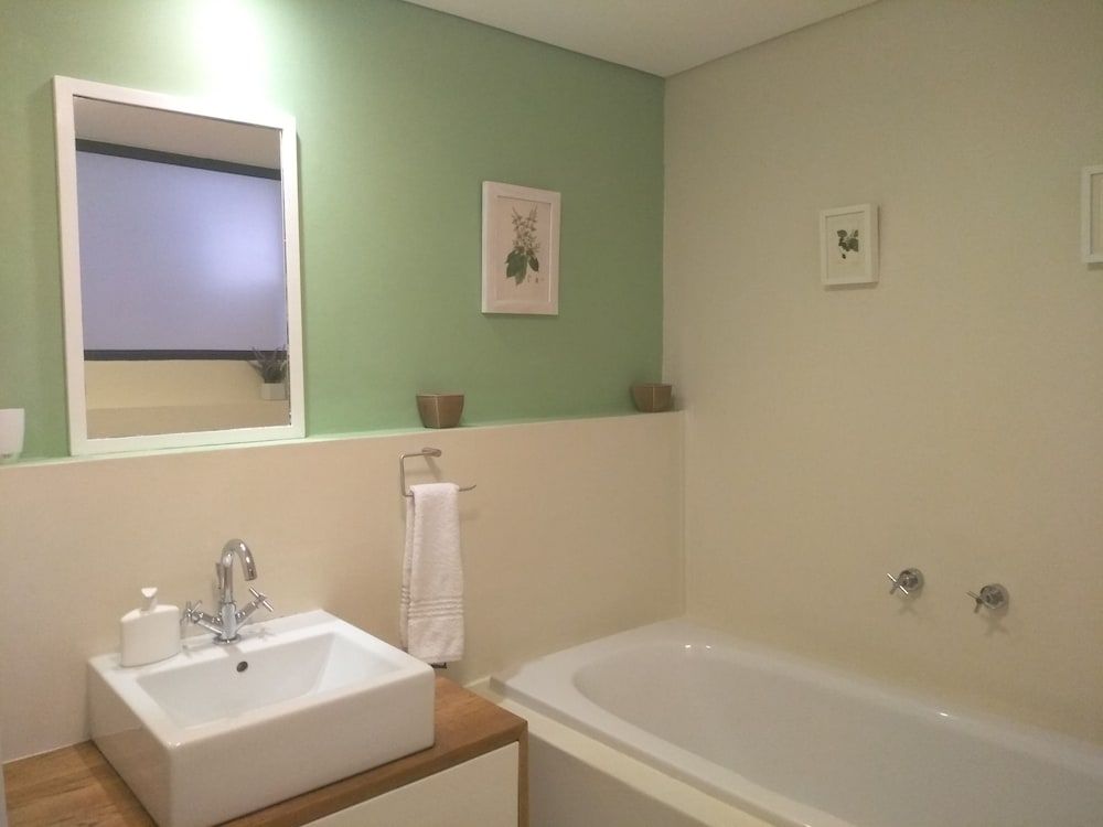 At St. George's Mall Standard Studio, City View 13