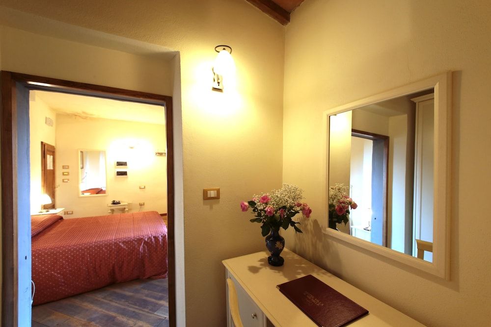 Hotel Villa S Michele Double or Twin Room 4