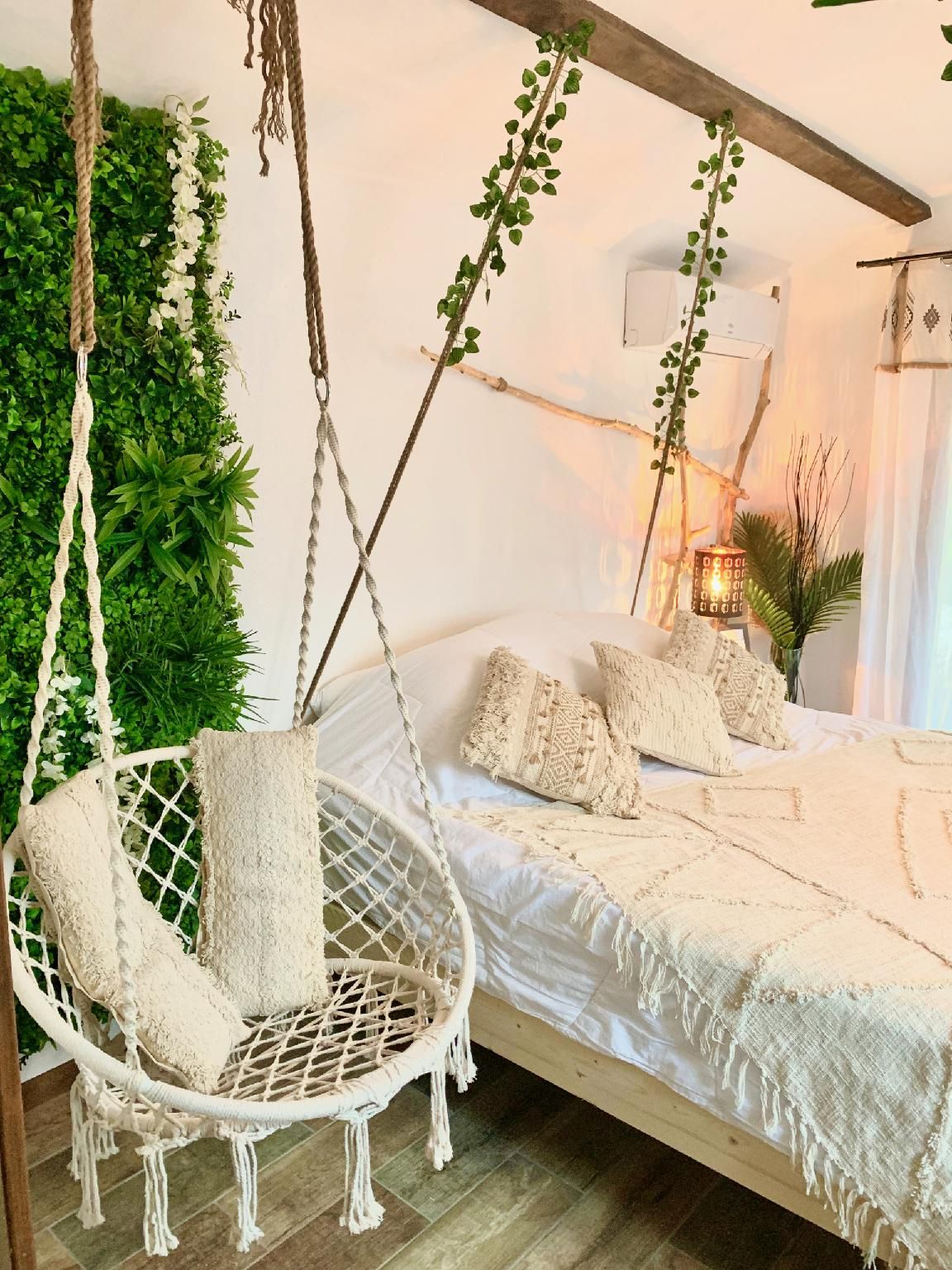 Chambre Suspendue-Double-Douche-Terrasse