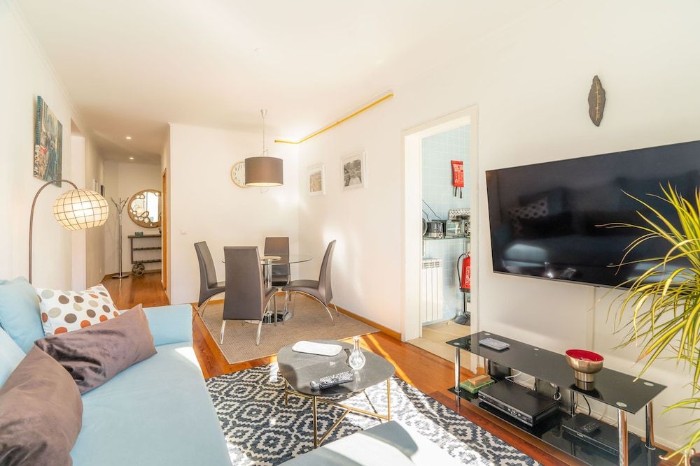 LV Premier Baixa PR Premier Apartment, 2 Bedrooms, Balcony, City View 17