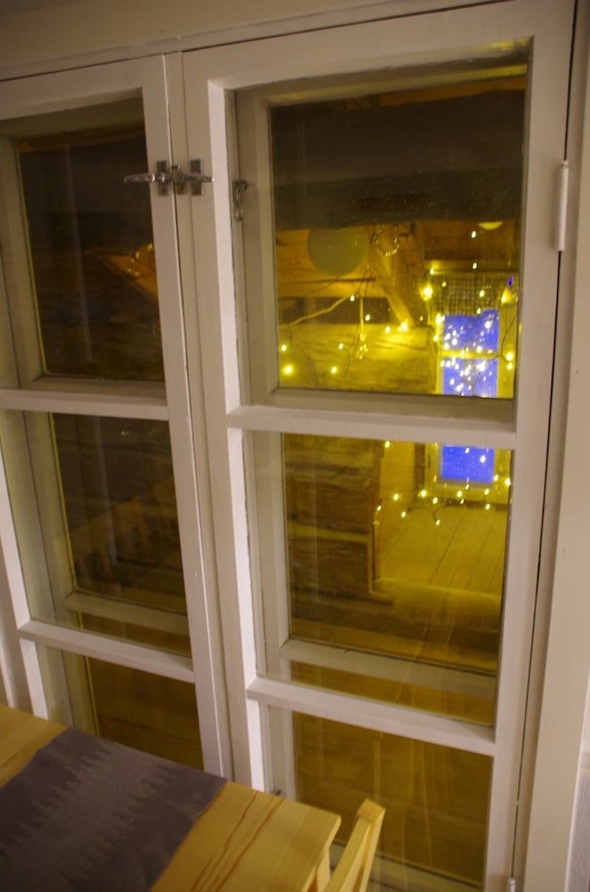 LAURI Historical Log House Manor Romantic Apartment, 2 Bedrooms 13