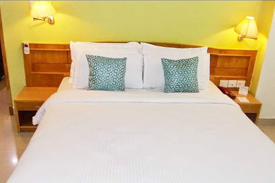 The Mount Manor STANDARD 3