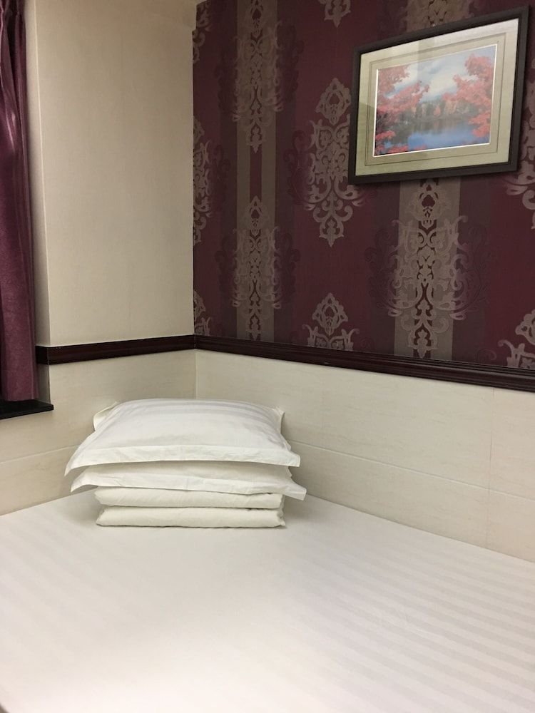 Hang Ho Hostel Standard Double Room 6