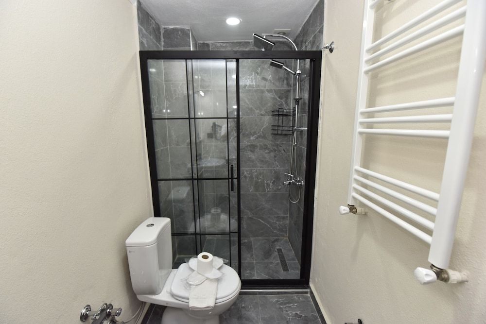 Mykonut Boutique Suites Mountain View Roof 303-304 10