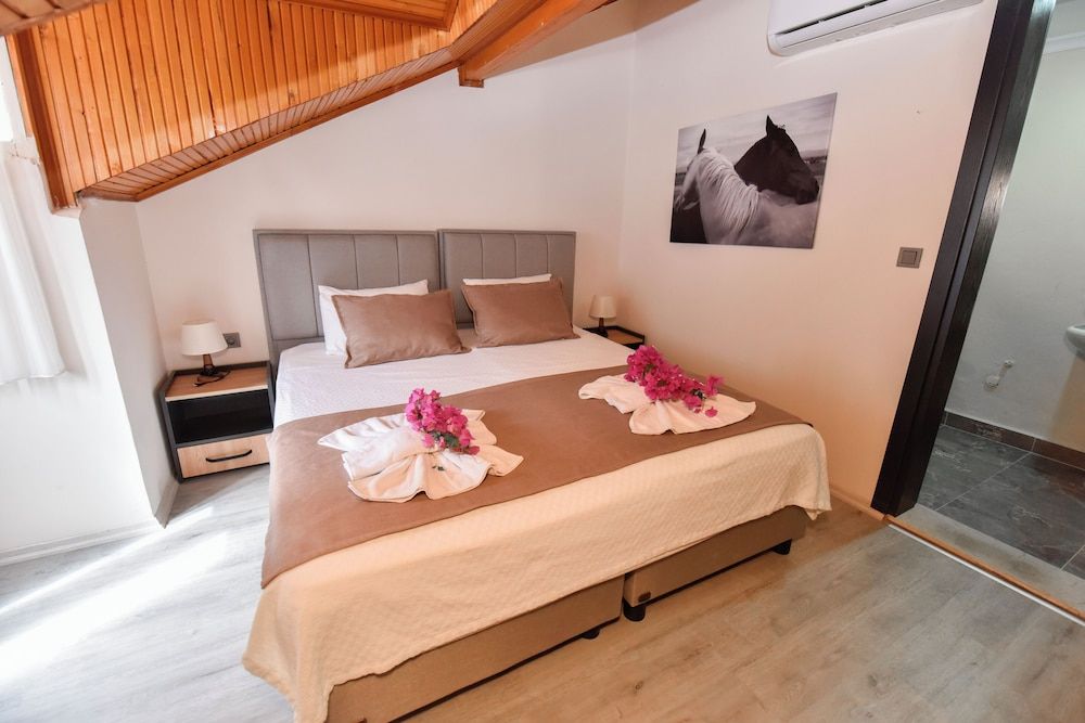 Mykonut Boutique Suites Mountain View Roof 303-304 2