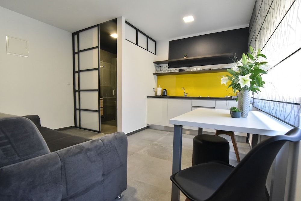 Business Studio