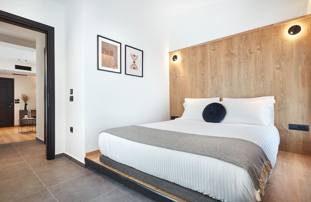 Deluxe Suite, Queen and Sofa Bed, 1 Bedroom