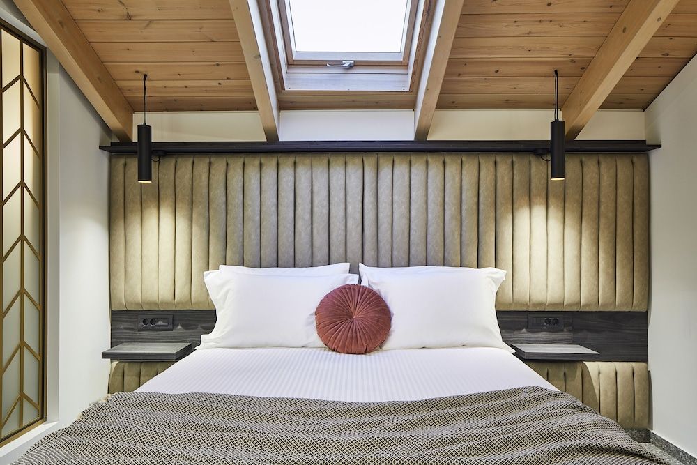 Λιθεία-Lithia Superior Double Room (The room is located on the loft level and is accessible via stairs) 2