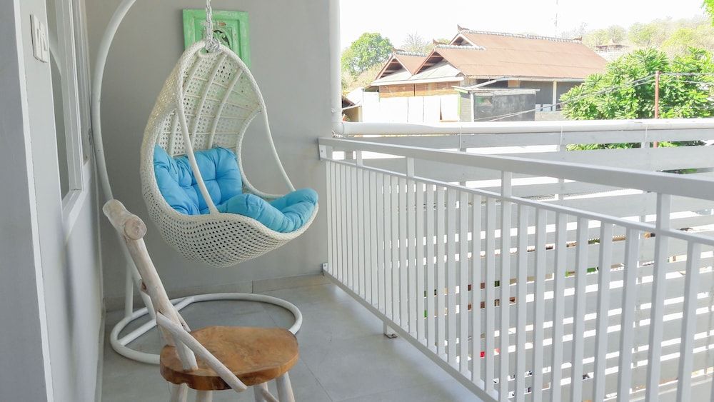 undefined Mantra Gili 6