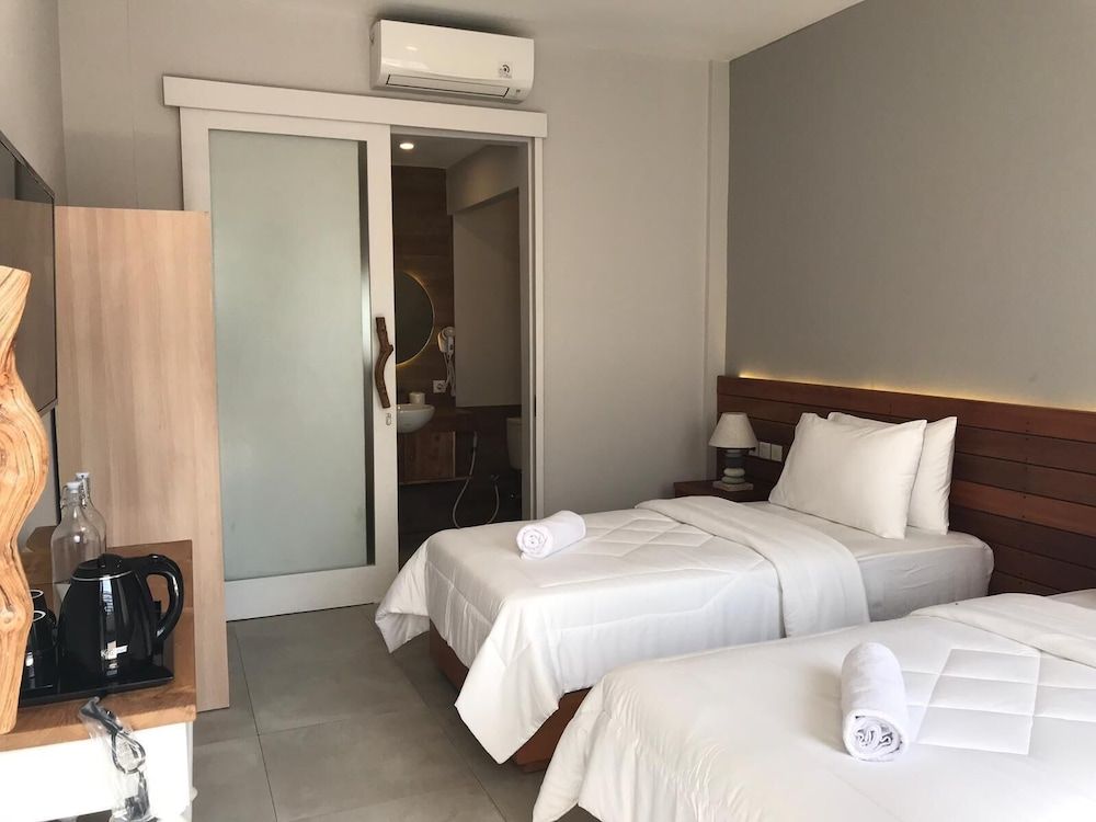 Mantra Gili Deluxe Double or Twin Room, Pool View