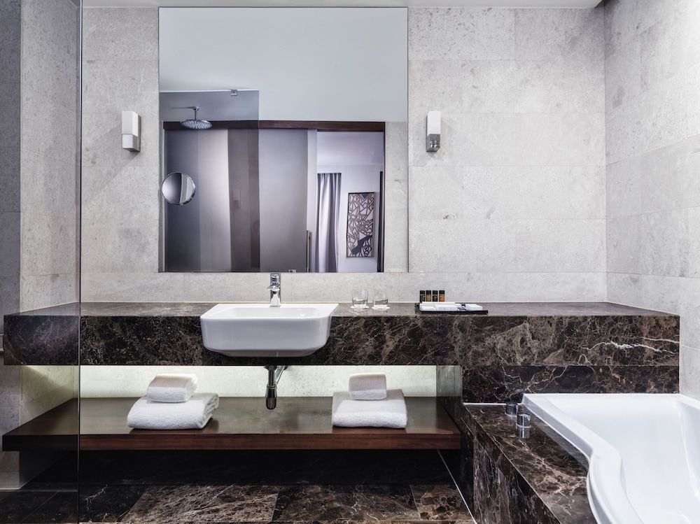 Metropol Palace Belgrade Family Suite 3