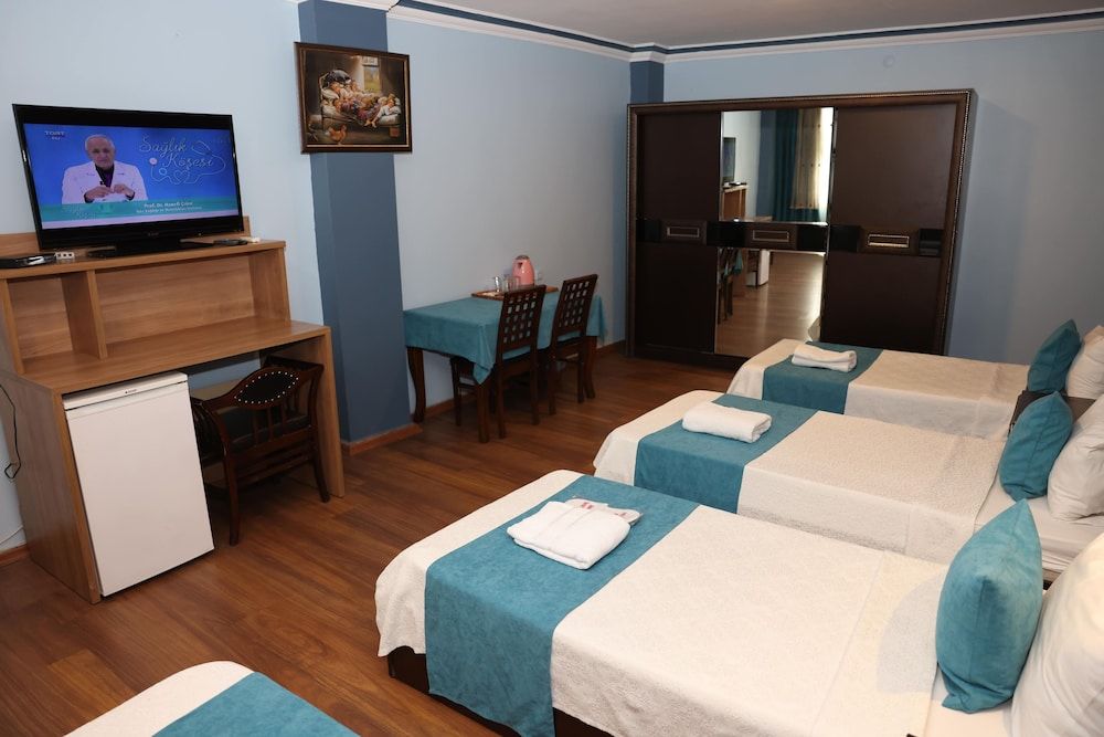 Adana Saray Hotel Standard Quadruple Room 5