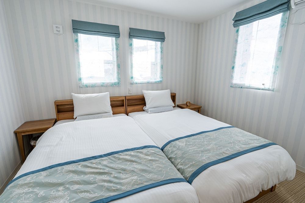 Comfort Quadruple Room, Non Smoking