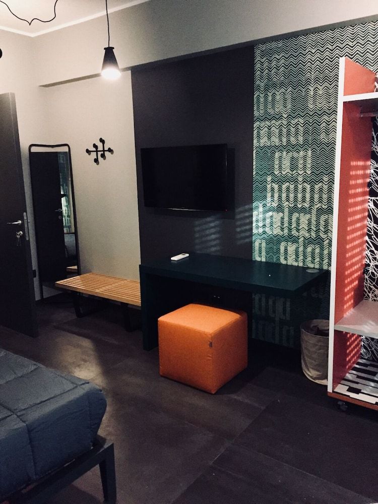 Tiburtina Suites Luxury Double Room, Balcony 8