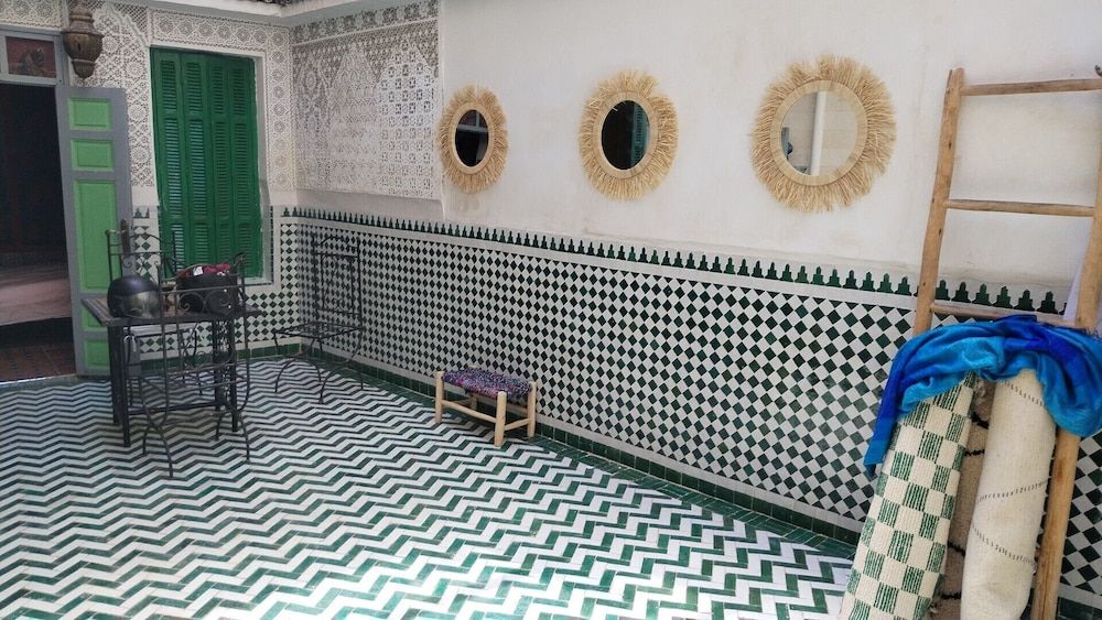 undefined Dar Sarsar 10