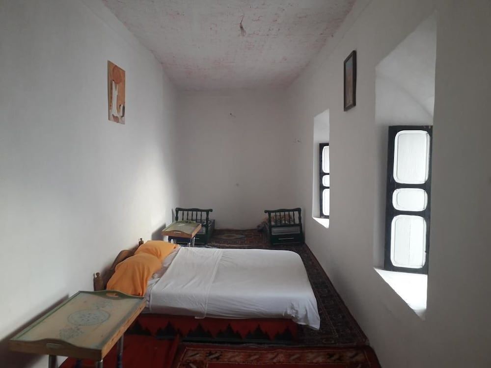 undefined Dar Sarsar