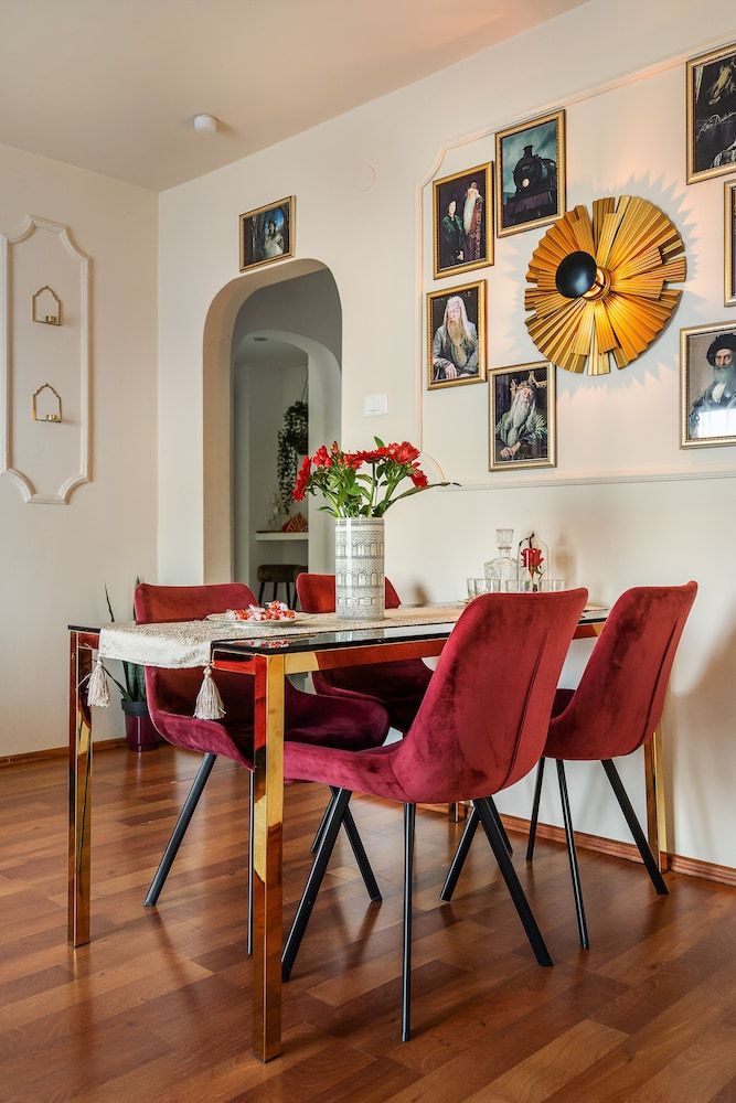HOLT - Gryffindor Tower Deluxe Apartment, 2 Bedrooms, Balcony, City View 21