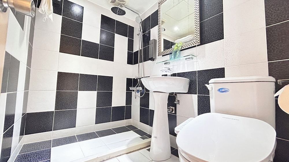 Jinhwa Hotel Business Twin Room (G) 10