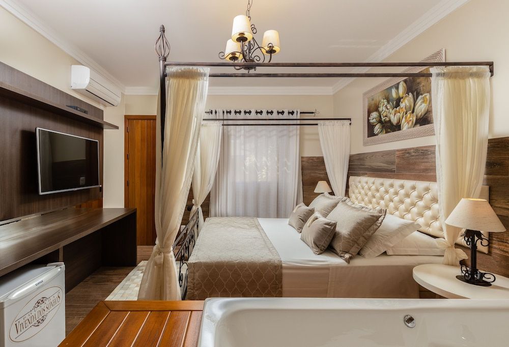 Honeymoon Suite, 1 Queen Bed
