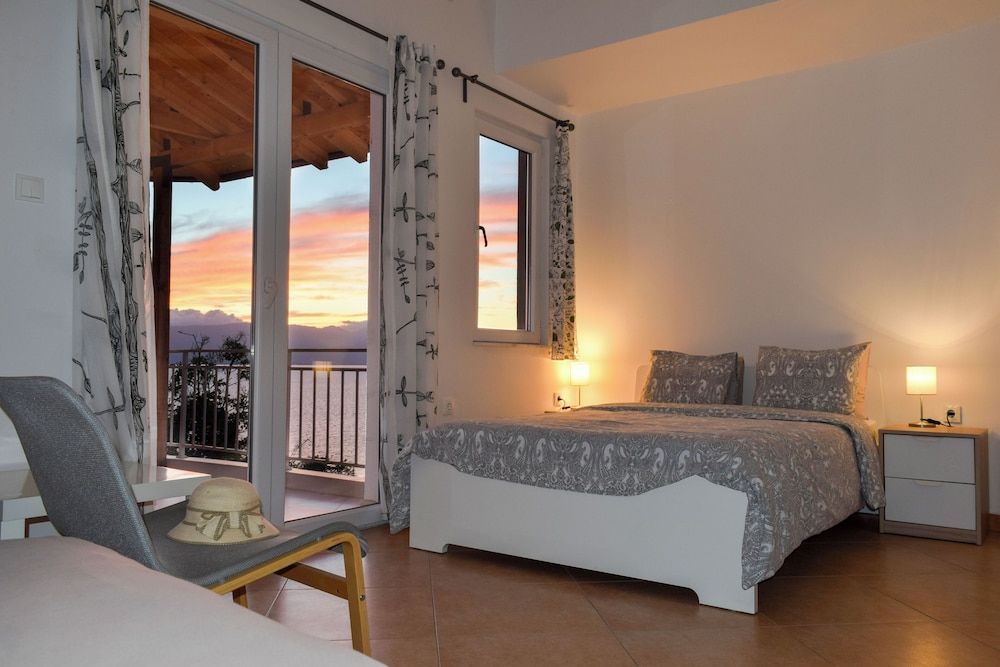 Villa Chingo Double Room With The Lake View 10