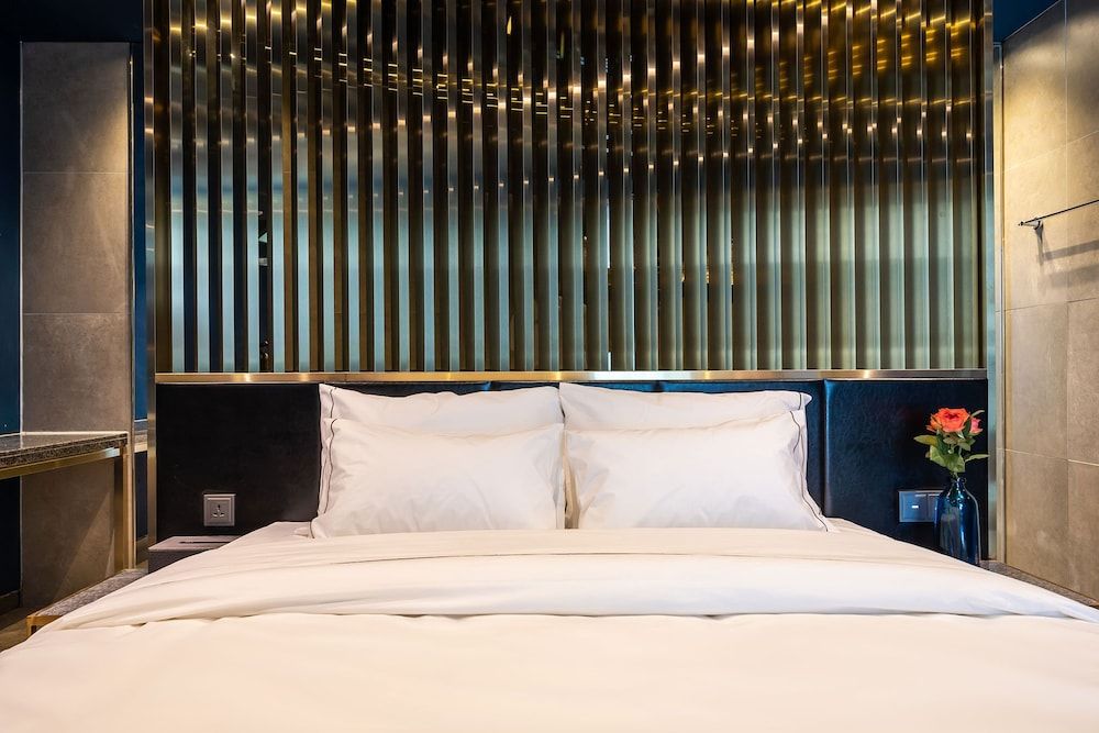 undefined Hotel the Castle Sincheon 10