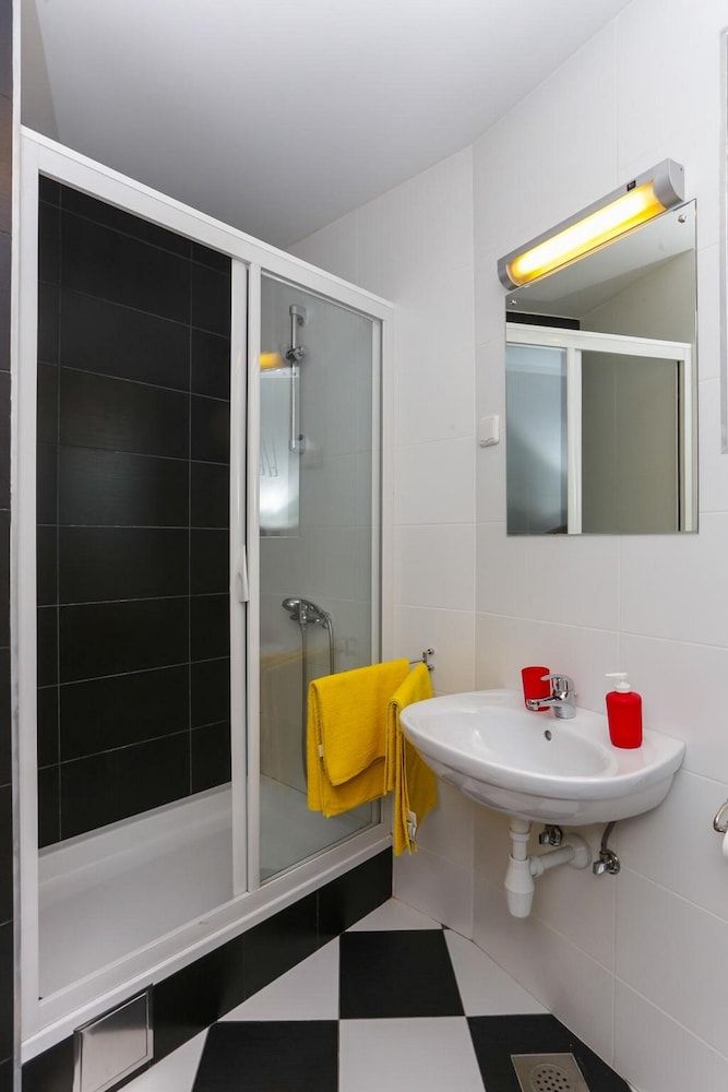 Apartments Sisic Apartment (One Bedroom Apartment with Terrace) 9