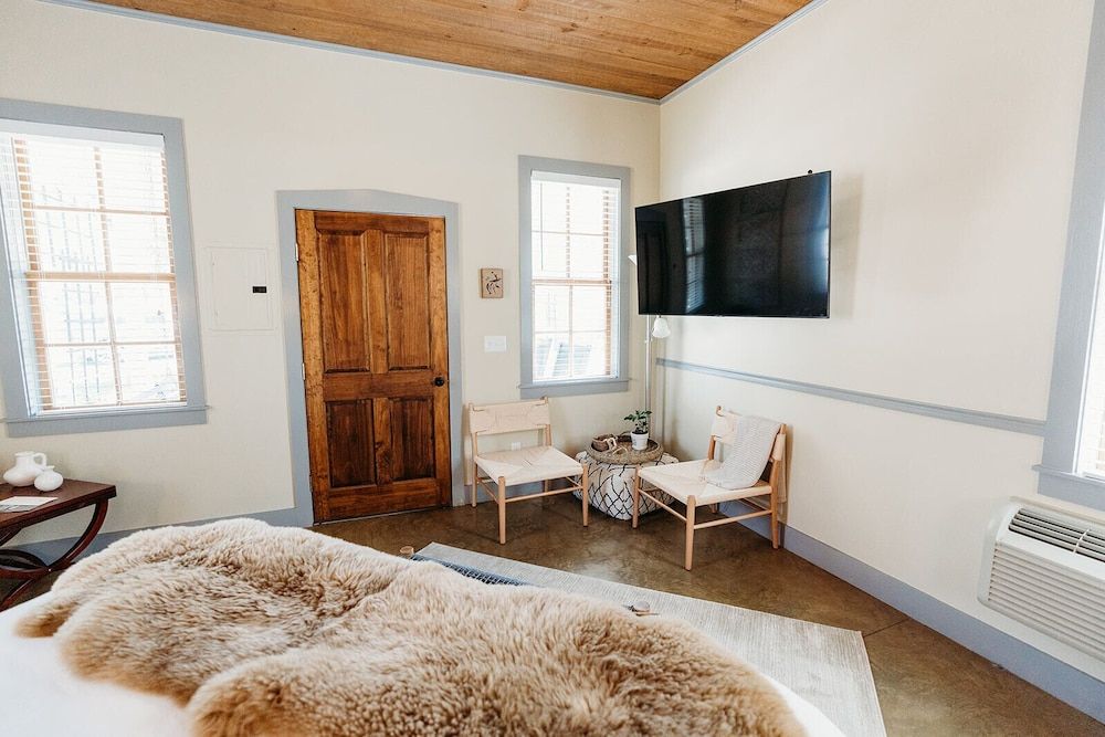 Hill Country Herb Garden Room 4