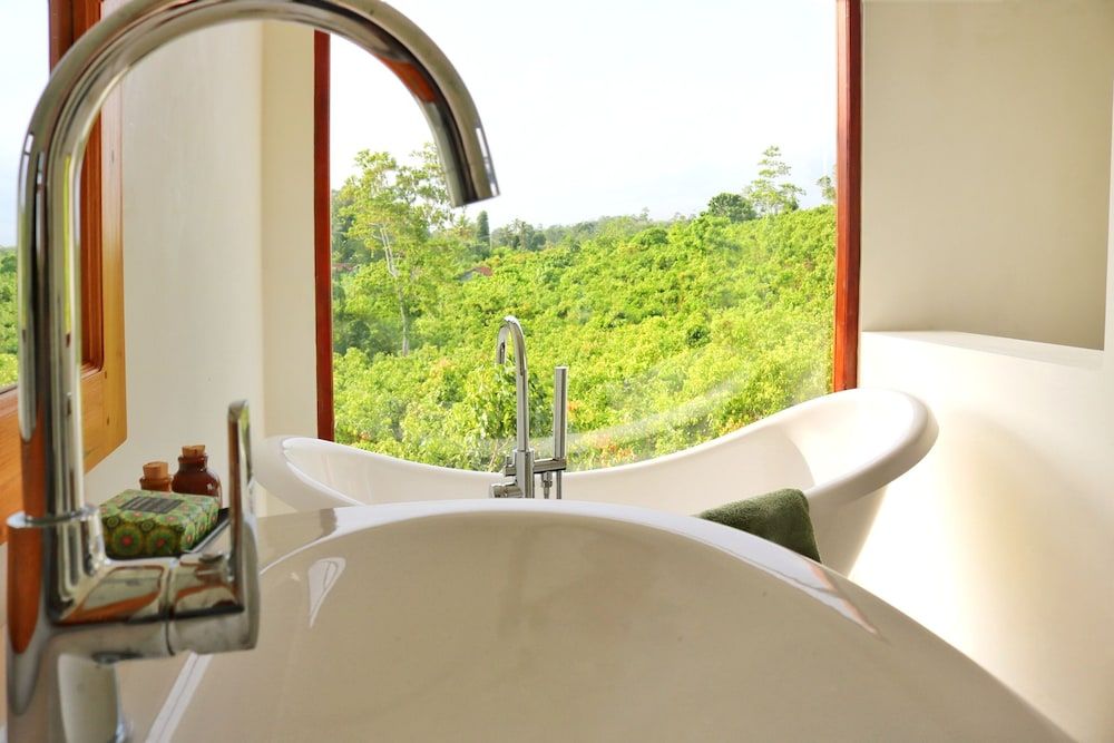 Bobos Cinnamon Estate  Sri Lanka Honeymoon Apartment 8