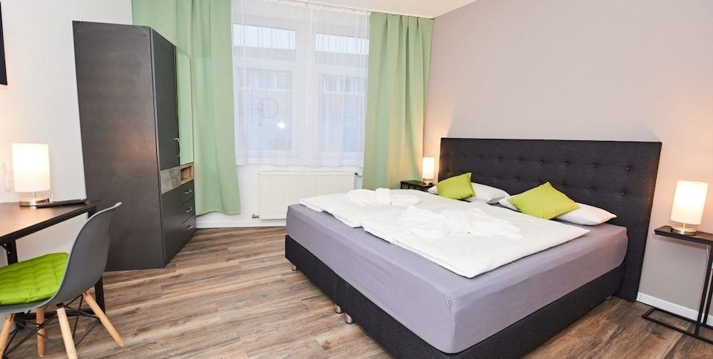 Hotel Phoenix Comfort Double Room 3