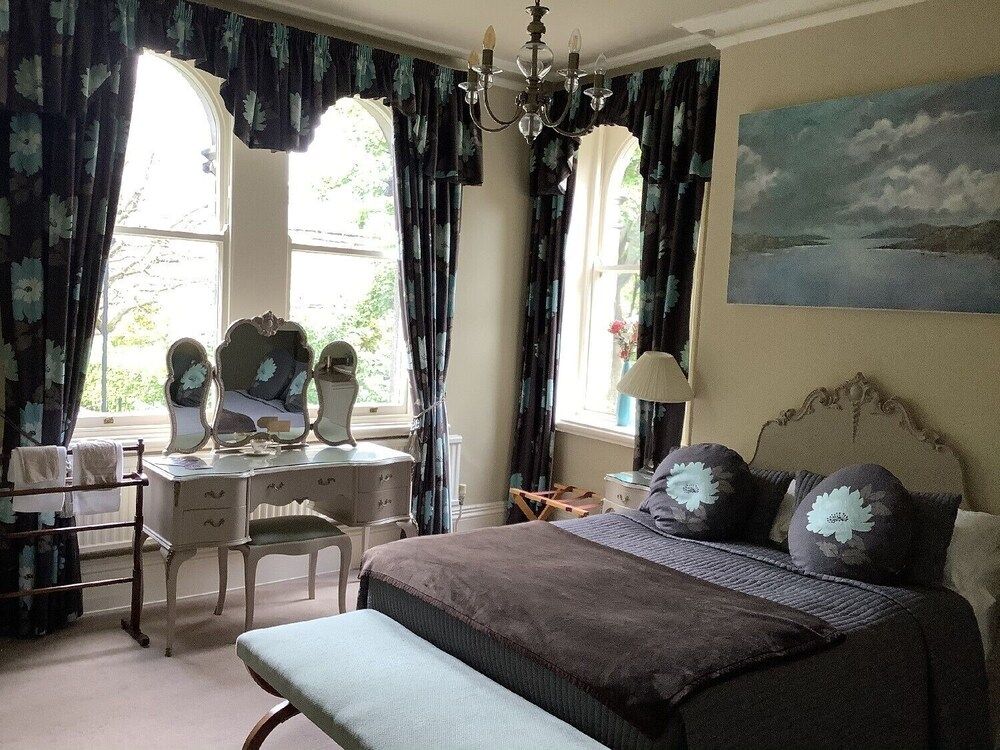 Superior Double Room, Ensuite, Garden View
