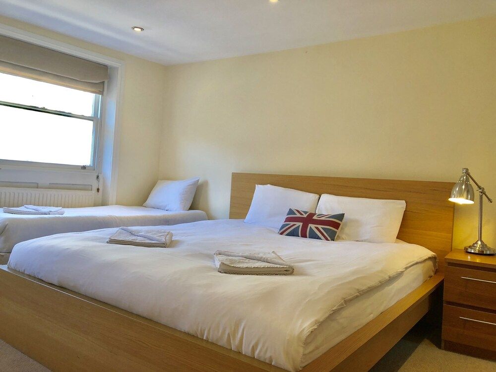 Buckingham Palace View Apartment Comfort Duplex, 2 Bedrooms, City View 8
