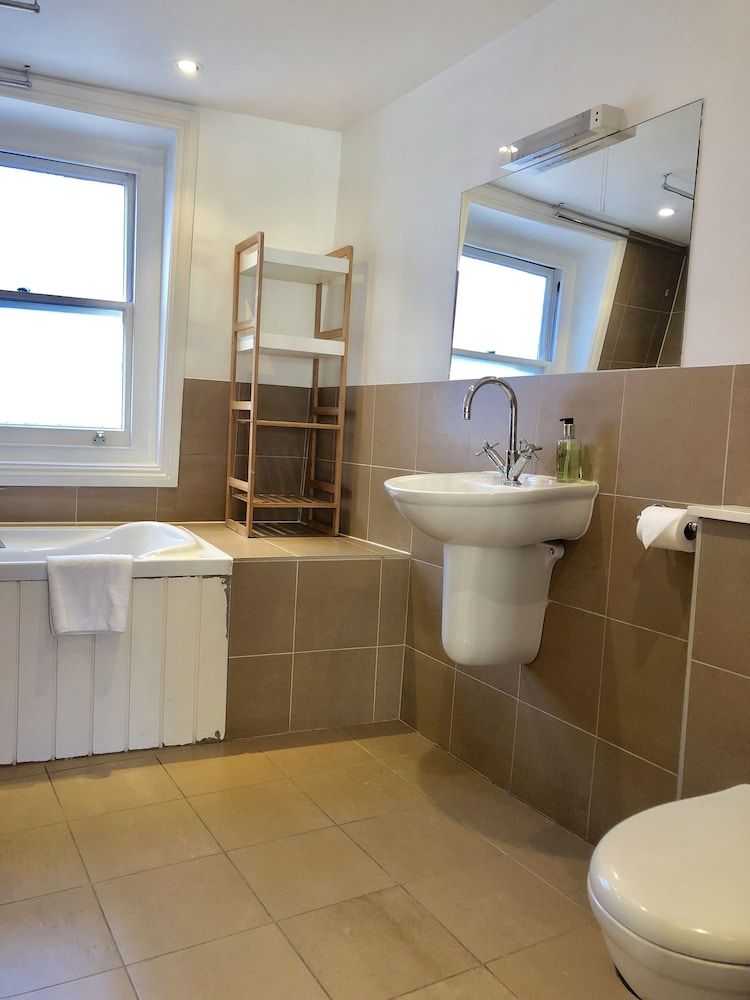 Buckingham Palace View Apartment Comfort Duplex, 2 Bedrooms, City View 18