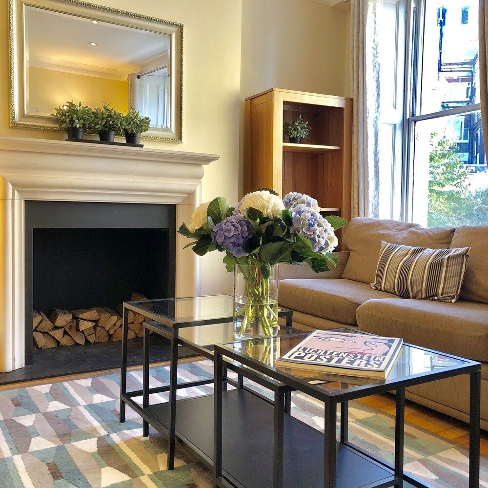 undefined Buckingham Palace View Apartment 2